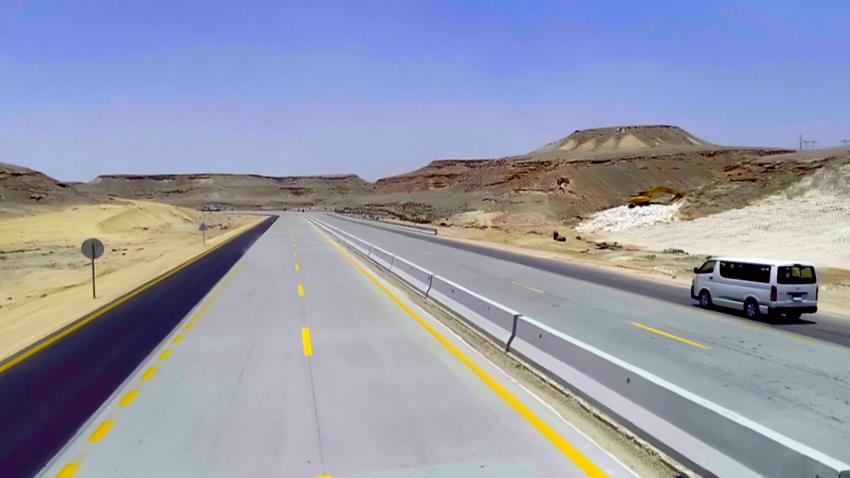 طريق خدمة المحاجر من نفق المشير حتى طريق (السويس - الزعفرانة)
