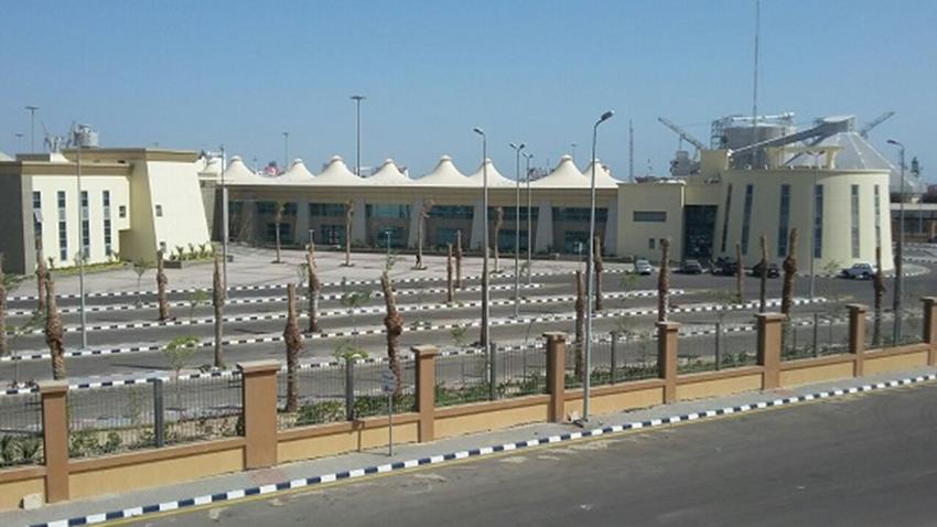 مشروع تطوير ميناء سفاجا البحري