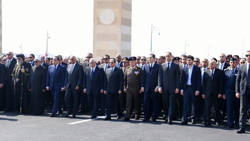 الرئيس عبد الفتاح السيسي يتقدم يتقدم الجنازة العسكرية للرئيس الأسبق حسني مبارك