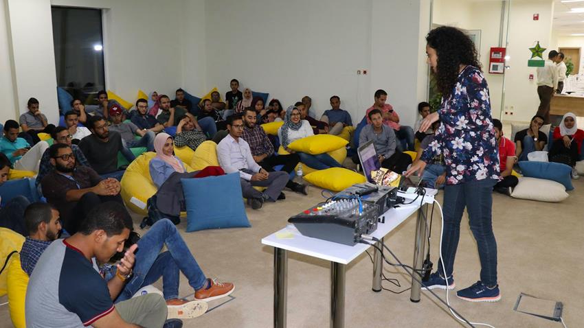 مجمع الإبداع بالمنطقة التكنولوجية بأسيوط الجديدة