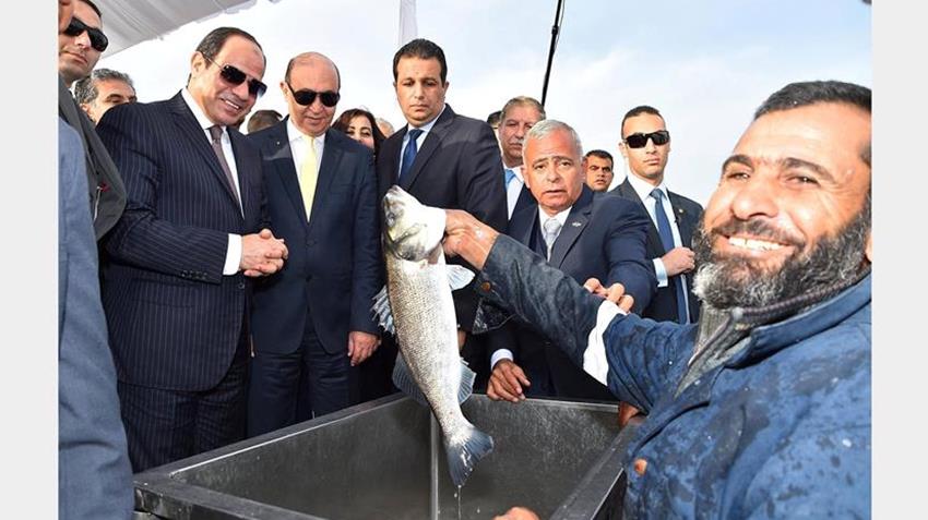 الرئيس يفتتح المرحلة الثانية من مشروع الاستزراع السمكى شرق القناة