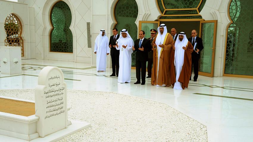 الرئيس عبد الفتاح السيسي يزور مسجد وضريح الشيخ زايد بن سلطان آل نهيان