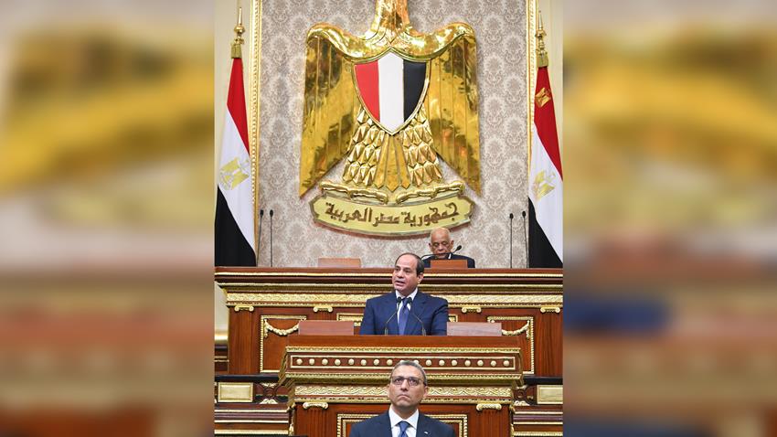 الرئيس عبد الفتاح السيسي يؤدي اليمين الدستورية لفترة رئاسية جديدة أمام مجلس النواب 2/6/2018