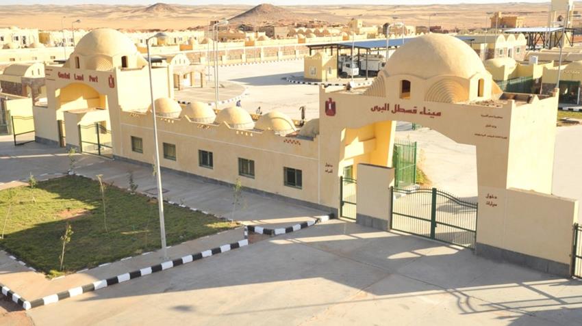 إنشاء ميناء قسطل البري