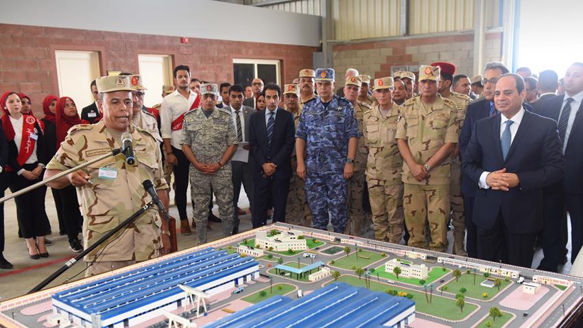الرئيس السيسي يفتتح مجمعا لانتاج الاسمنت