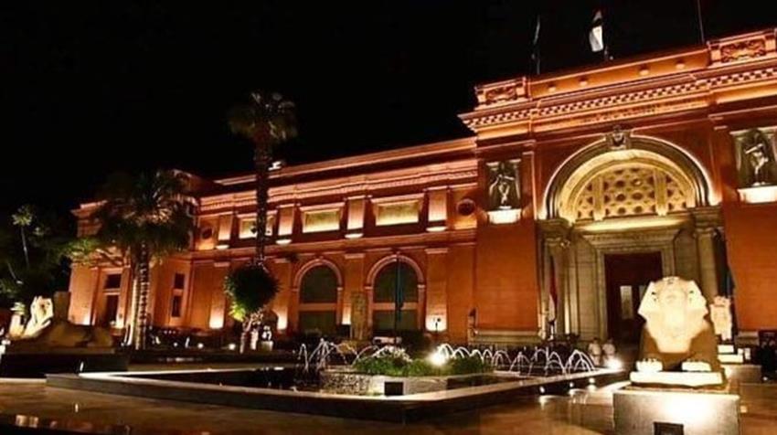 تطوير ميدان التحرير والإضاءة الخارجية للمتحف المصري بالتحرير
