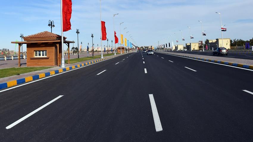 طريق الجيش غرب بحيرة التمساح "الإسماعيلية"