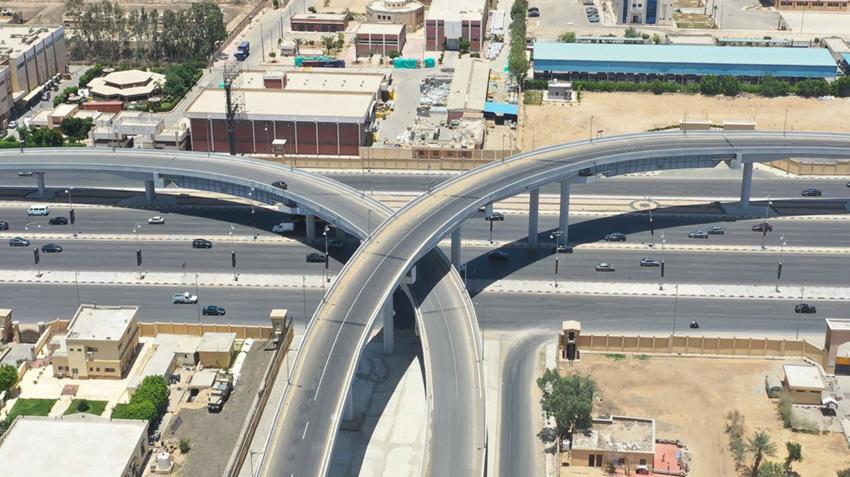 تطوير طريق القاهرة / السويس