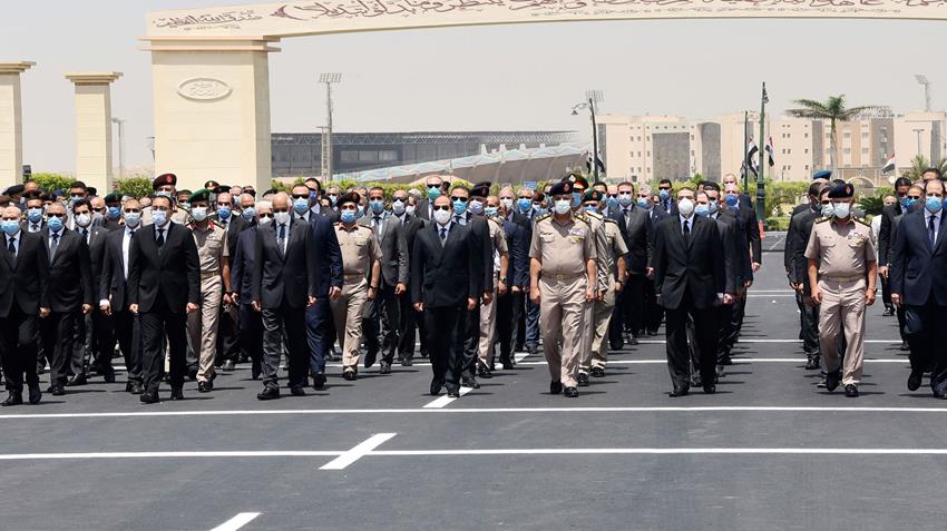 الرئيس عبد الفتاح السيسي يتقدم الجنازة العسكرية لتشيع جثمان الفريق/ محمد العصار