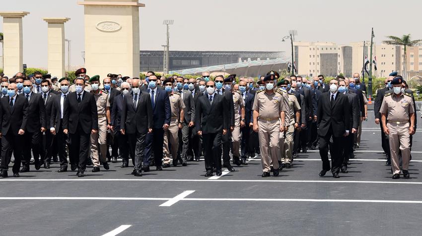 الرئيس عبد الفتاح السيسي يتقدم الجنازة العسكرية لتشيع جثمان الفريق/ محمد العصار