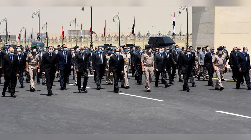 Le Président Al-Sissi assiste aux funérailles militaires du lieutenant-général Mohamed Al-Assar
