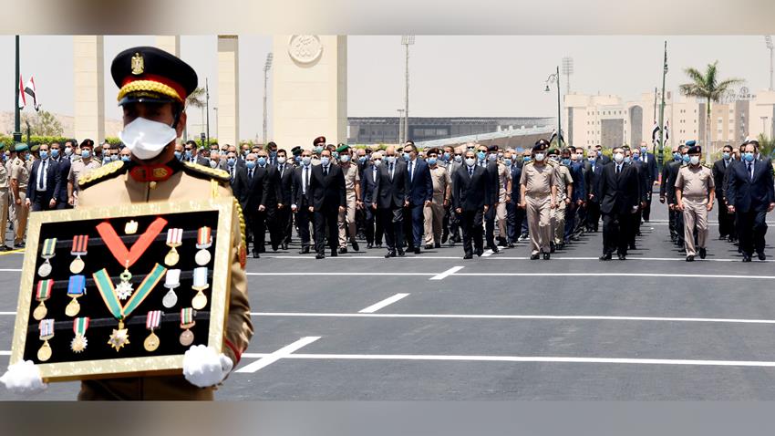 Le Président Al-Sissi assiste aux funérailles militaires du lieutenant-général Mohamed Al-Assar