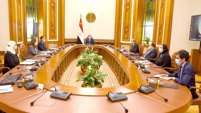 President El-Sisi Meets with Prime Minister and Some Ministers