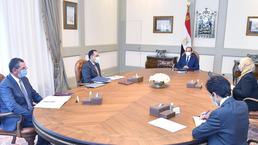 الرئيس عبد الفتاح السيسي يجتمع مع رئيس مجلس الوزراء ووزيرة التضامن الاجتماعي 27/7/2020