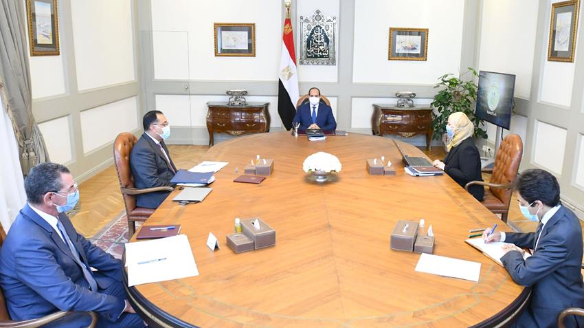 الرئيس عبد الفتاح السيسي يجتمع مع رئيس مجلس الوزراء ووزيرة التضامن الاجتماعي 27/7/2020