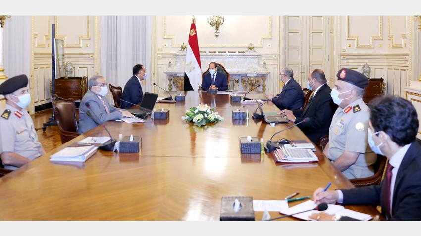 President El-Sisi Meets with PM and Some Ministers and Officials