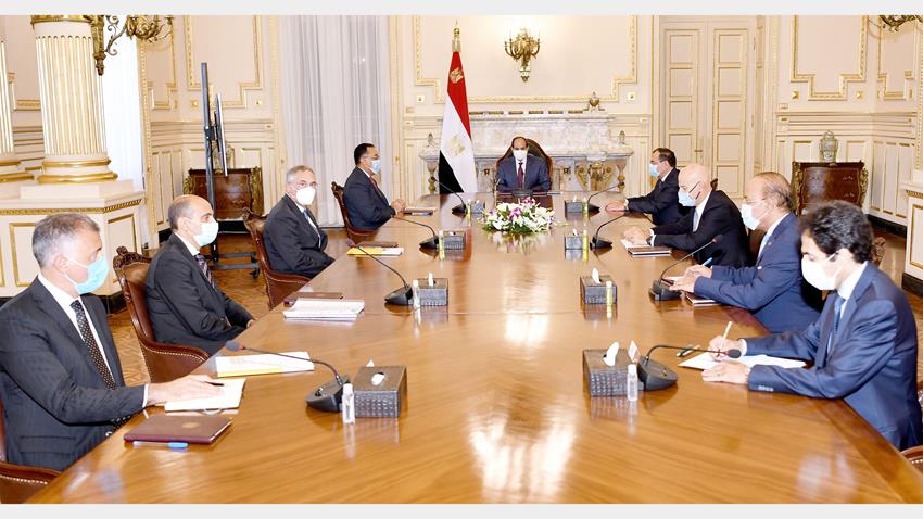 الرئيس عبد الفتاح السيسي يستقبل الرئيس التنفيذي لشركة "إيني" الإيطالية للبترول