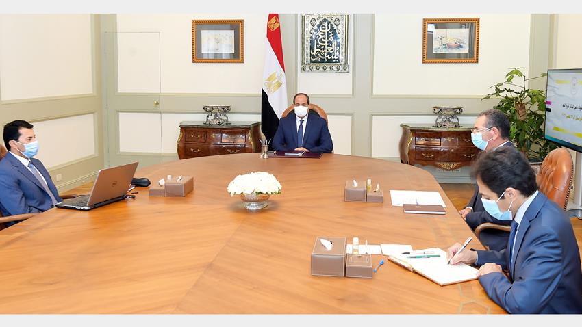 Le Président Al-Sissi se réunit avec le ministre de la jeunesse et des sports
