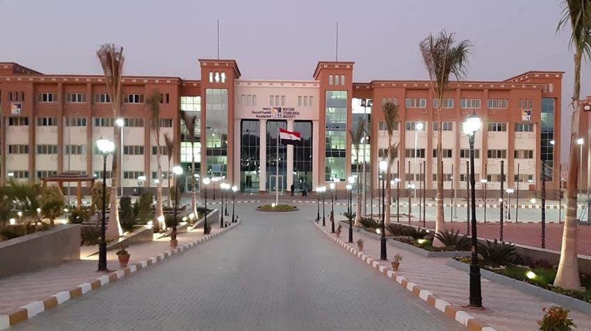 إنشاء جامعة القاهرة الجديدة التكنولوجية16/9/2020