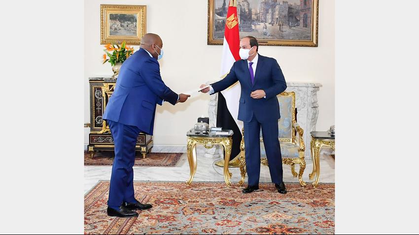 الرئيس عبد الفتاح السيسي يستقبل مستشار رئيس جمهورية الكونغو الديمقراطية