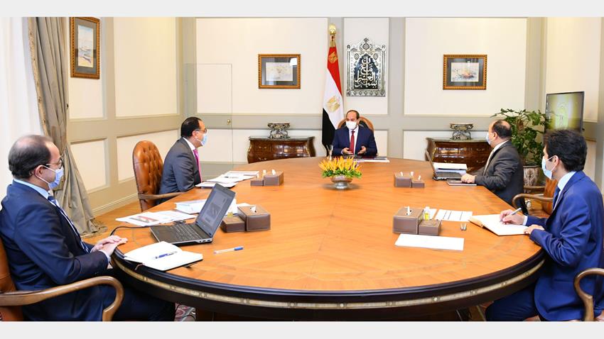 الرئيس عبد الفتاح السيسي يجتمع برئيس مجلس الوزراء ووزير المالية 24-9-2020