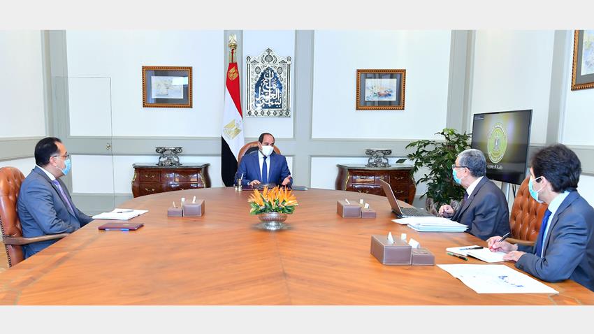 الرئيس عبد الفتاح السيسي يجتمع برئيس مجلس الوزراء ووزير الكهرباء والطاقة المتجددة 14/10/2020