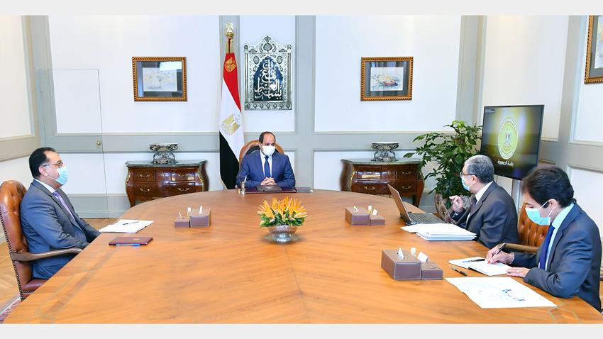 الرئيس عبد الفتاح السيسي يجتمع برئيس مجلس الوزراء ووزير الكهرباء والطاقة المتجددة 14/10/2020