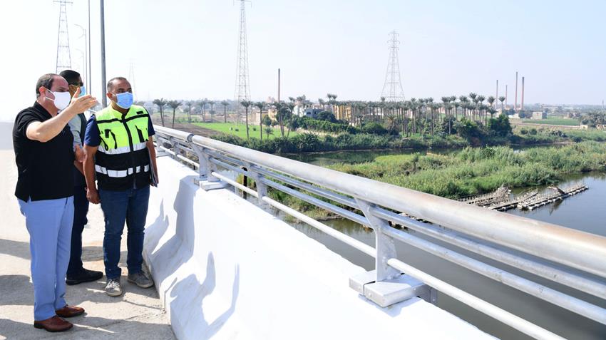 President El-Sisi on an Inspection Tour of Several Road Network Projects in Cairo