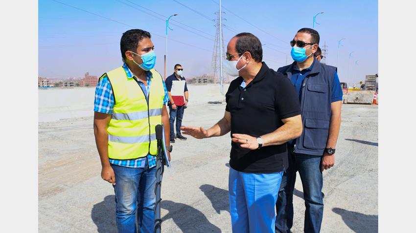 الرئيس عبد الفتاح السيسي يتفقد عددًا من مشروعات الطرق بالقاهرة الكبرى