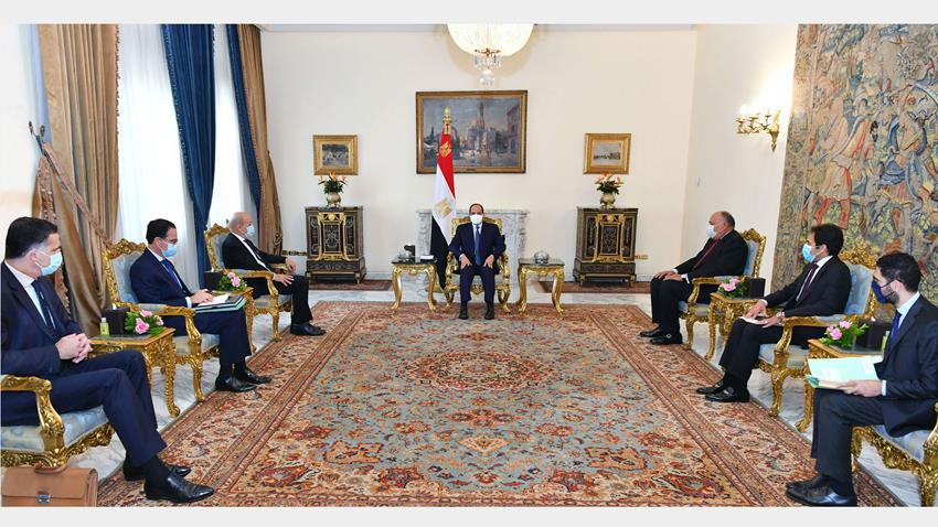 President El-Sisi Receives France's Minister of Foreign Affairs