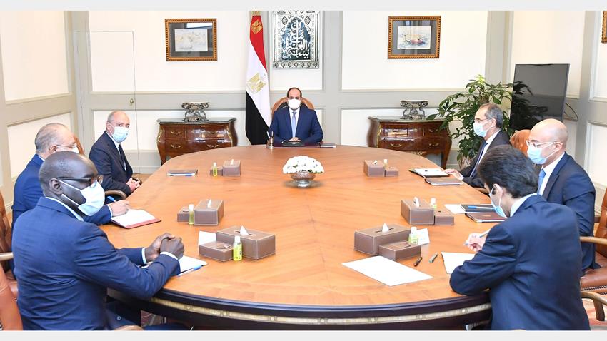 الرئيس عبد الفتاح السيسي يستقبل رئيس شركة "أورانج" العالمية للاتصالات