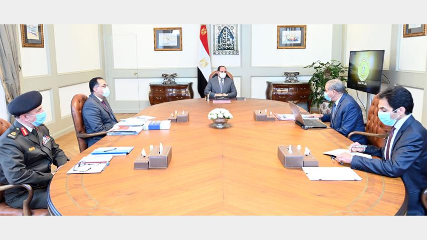 الرئيس عبد الفتاح السيسي يجتمع برئيس مجلس الوزراء ووزير التموين والتجارة الداخلية 1-12-2020