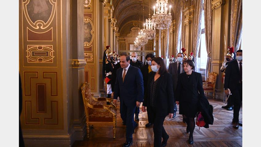 Le Président Al-Sissi rencontre le maire de Paris