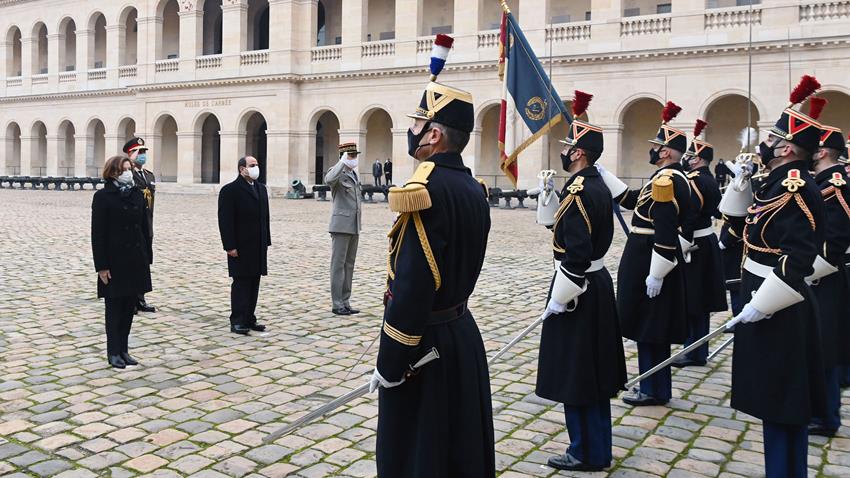 Le Président Al-Sissi rencontre la ministre de la défense française