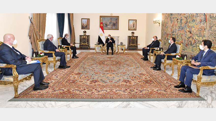 السيد الرئيس يتابع مستجدات جهود إعادة تنشيط عملية السلام والمسار التفاوضي للقضية الفلسطينية 19-12-2020
