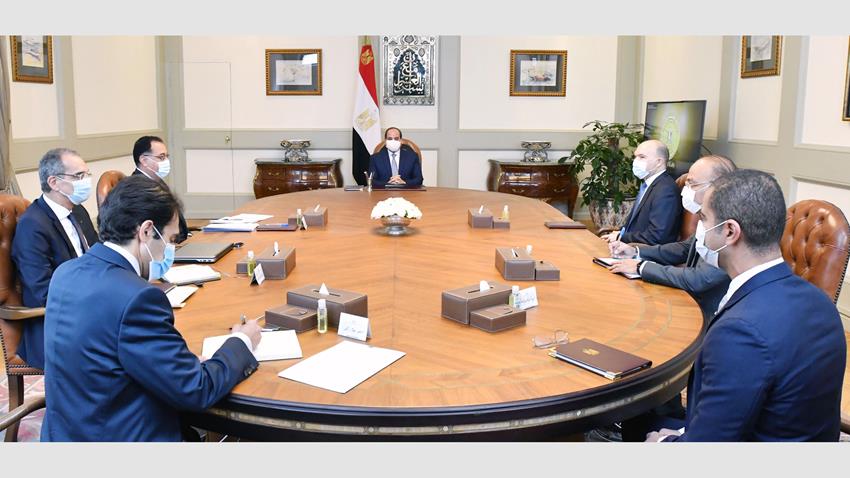 الرئيس عبد الفتاح السيسي يستقبل الرئيس التنفيذي والعضو المنتدب لمجموعة فودافون العالمية