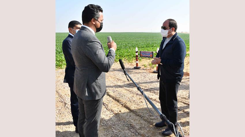 الرئيس عبد الفتاح السيسي يتفقد مشروع مستقبل مصر للإنتاج الزراعي 08/01/2021