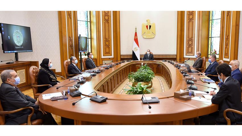 الرئيس عبد الفتاح السيسي يتابع المشروع القومي لتصنيع السيارات الكهربائية في مصر