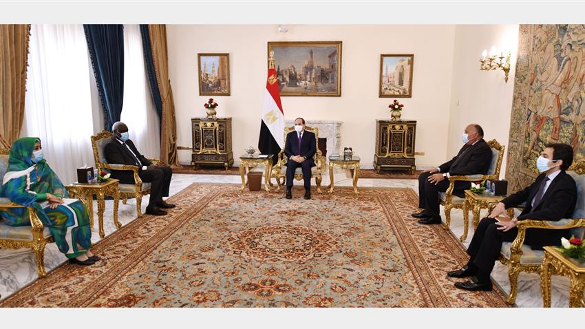 الرئيس عبد الفتاح السيسي يستقبل رئيس مفوضية الاتحاد الأفريقي