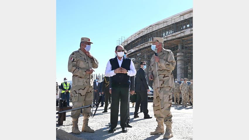 الرئيس عبد الفتاح السيسي يقوم بجولة تفقدية للعاصمة الإدارية الجديدة 8-2-2021