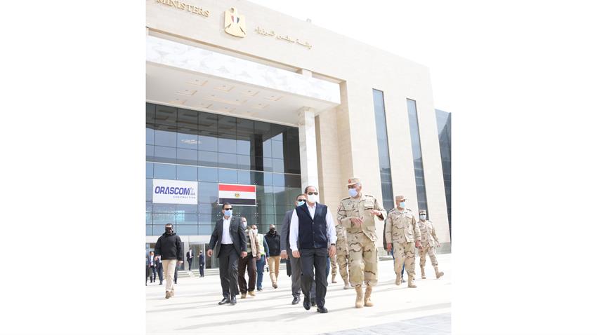 الرئيس عبد الفتاح السيسي يقوم بجولة تفقدية للعاصمة الإدارية الجديدة 8-2-2021