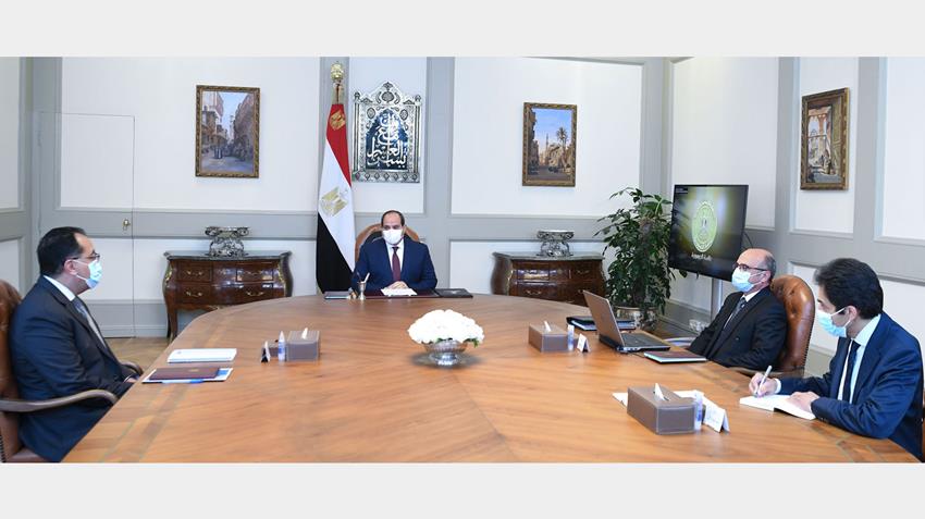 الرئيس عبد الفتاح السيسي يجتمع برئيس مجلس الوزراء ووزير العدل