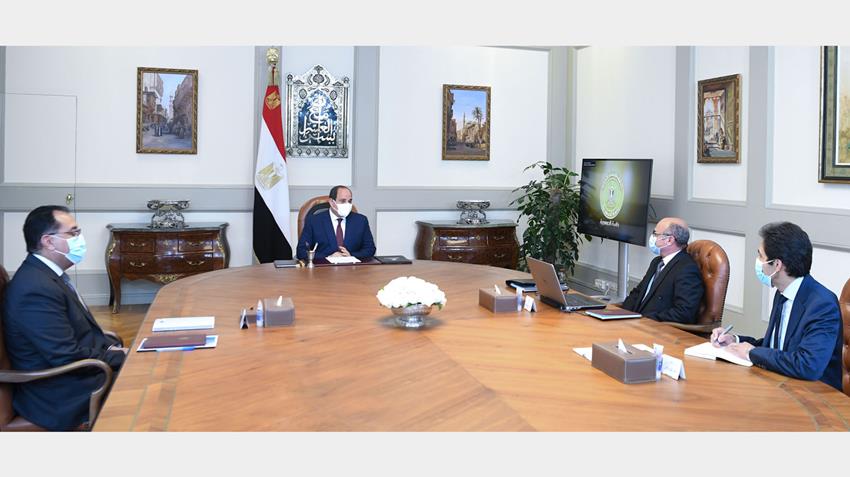 الرئيس عبد الفتاح السيسي يجتمع برئيس مجلس الوزراء ووزير العدل