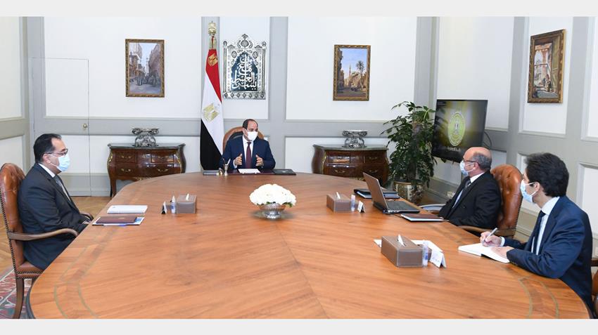 الرئيس عبد الفتاح السيسي يجتمع برئيس مجلس الوزراء ووزير العدل