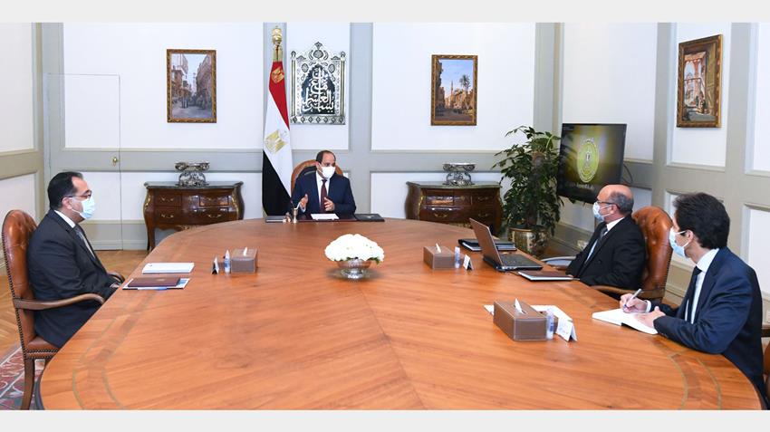 الرئيس عبد الفتاح السيسي يجتمع برئيس مجلس الوزراء ووزير العدل