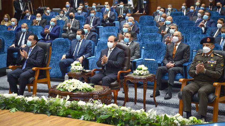الرئيس عبد الفتاح السيسي يفتتح مدينة الدواء بمنطقة الخانكة1-4-2021