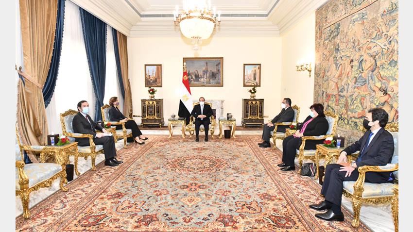 الرئيس عبد الفتاح السيسي يستقبل مدير عام منظمة اليونسكو4-4-2021