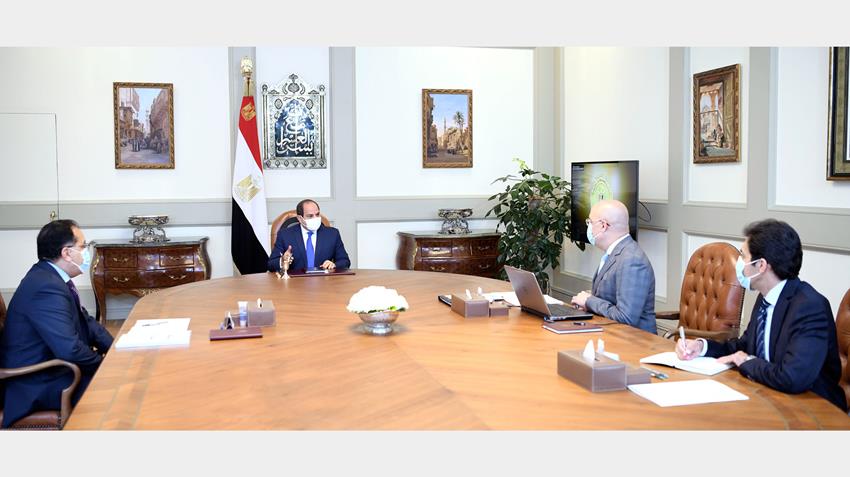 الرئيس عبد الفتاح السيسي يجتمع برئيس مجلس الوزراء ووزير الإسكان
