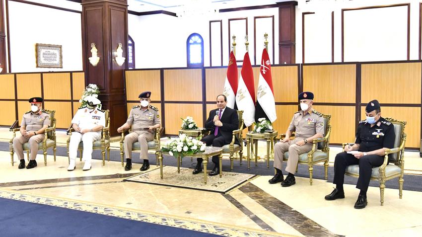 الرئيس عبد الفتاح السيسي يؤدي صلاة الجمعة بمسجد المشير طنطاوي 23/4/2021