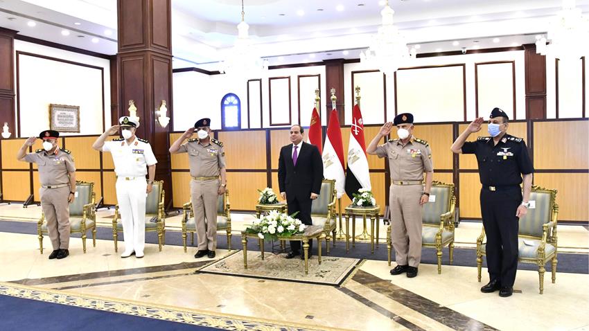 الرئيس عبد الفتاح السيسي يؤدي صلاة الجمعة بمسجد المشير طنطاوي 23/4/2021